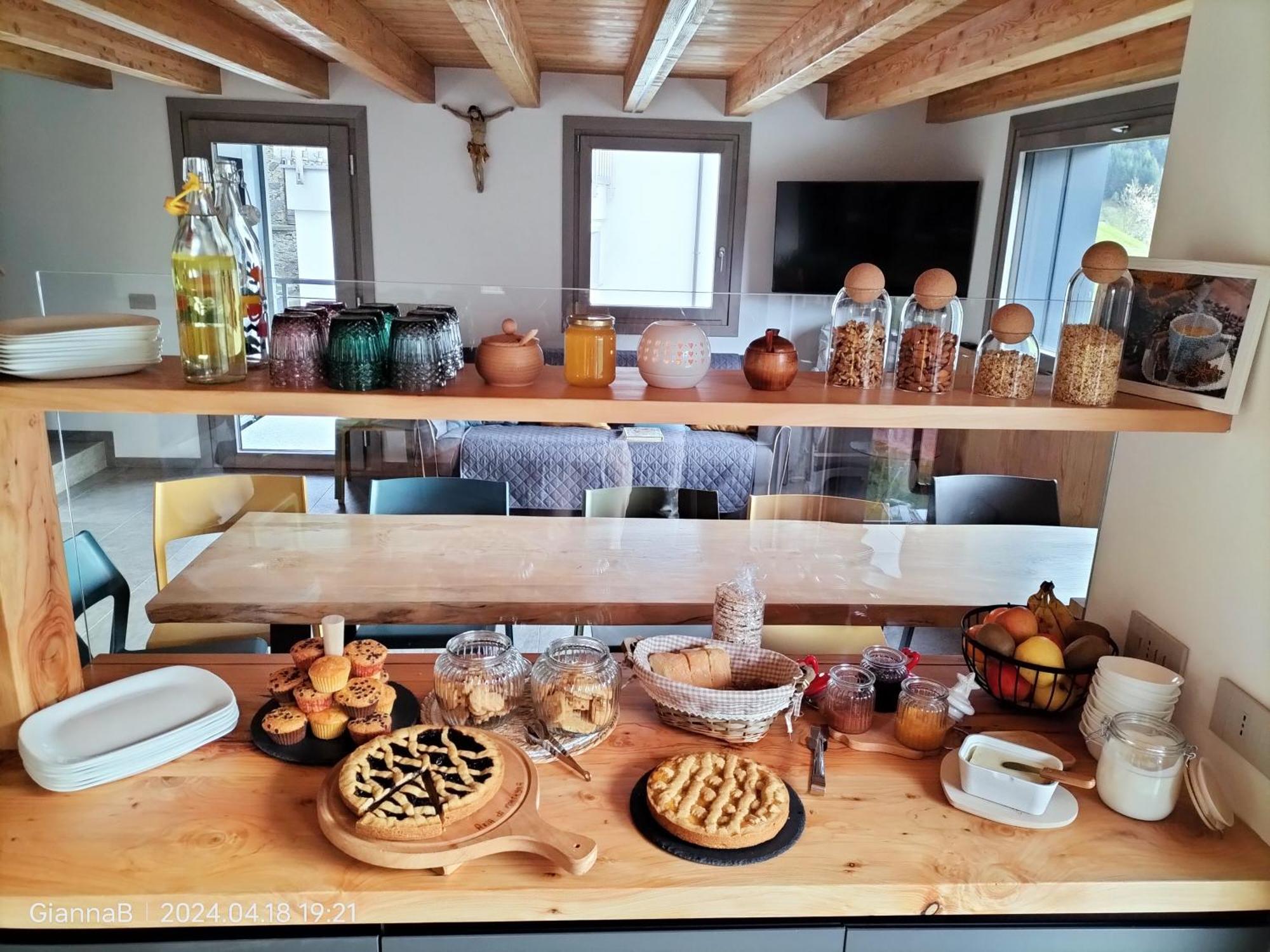 Beb Aria Di Montagna Bed & Breakfast Forcola Exterior photo